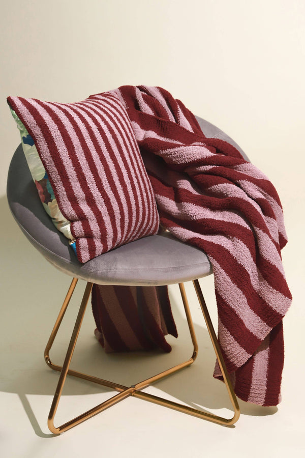 Sunset Soiree Lightweight Throw: Cherry / Throw