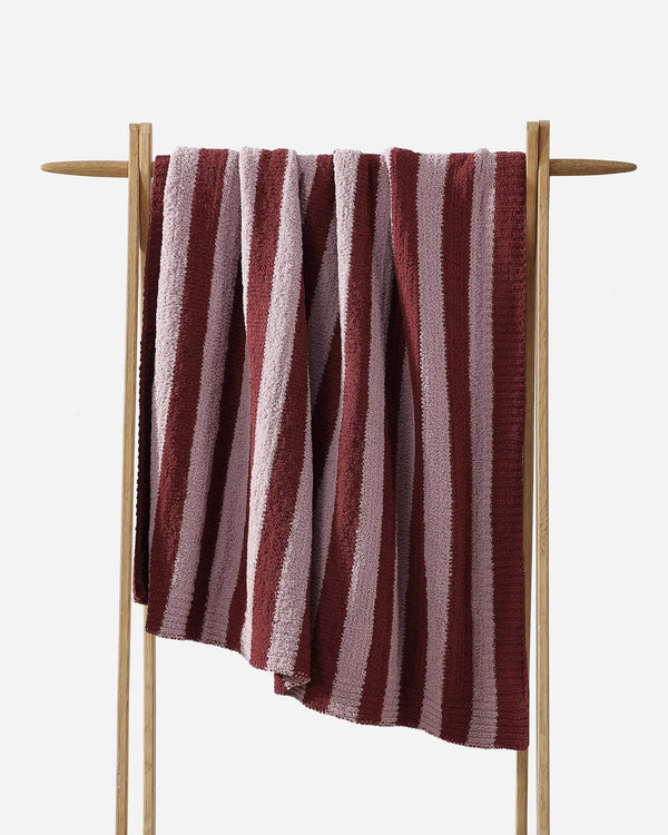 Sunset Soiree Lightweight Throw: Cherry / Throw